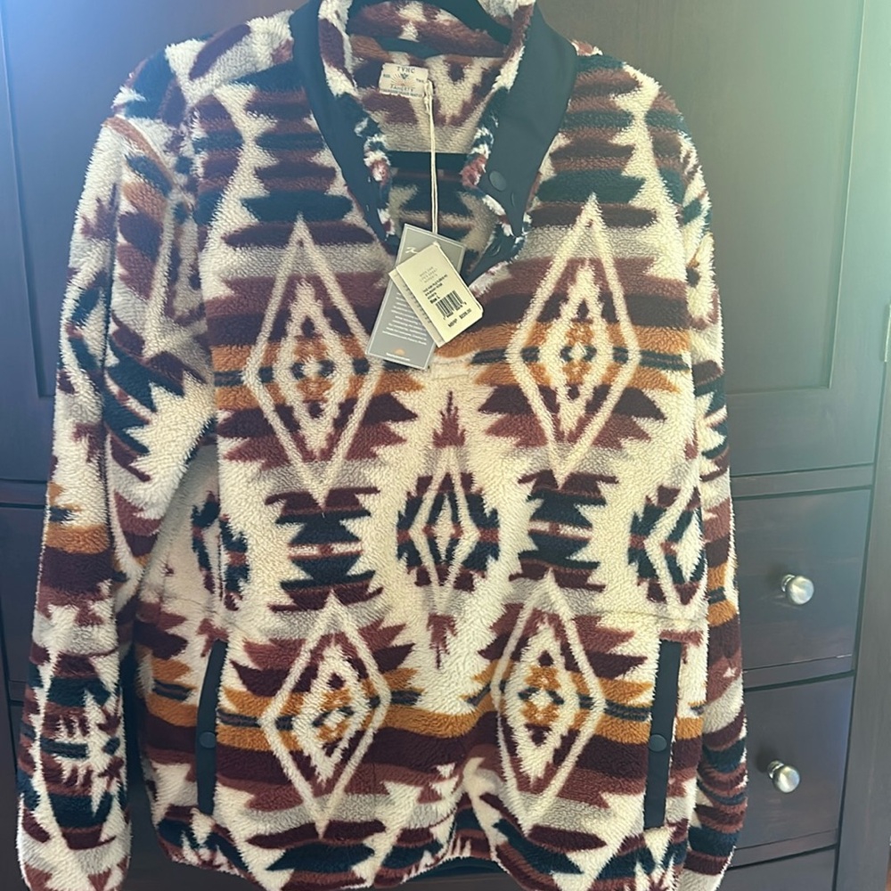 Men’s FAHERTY high pile fleece popover, in snowy Ridge.